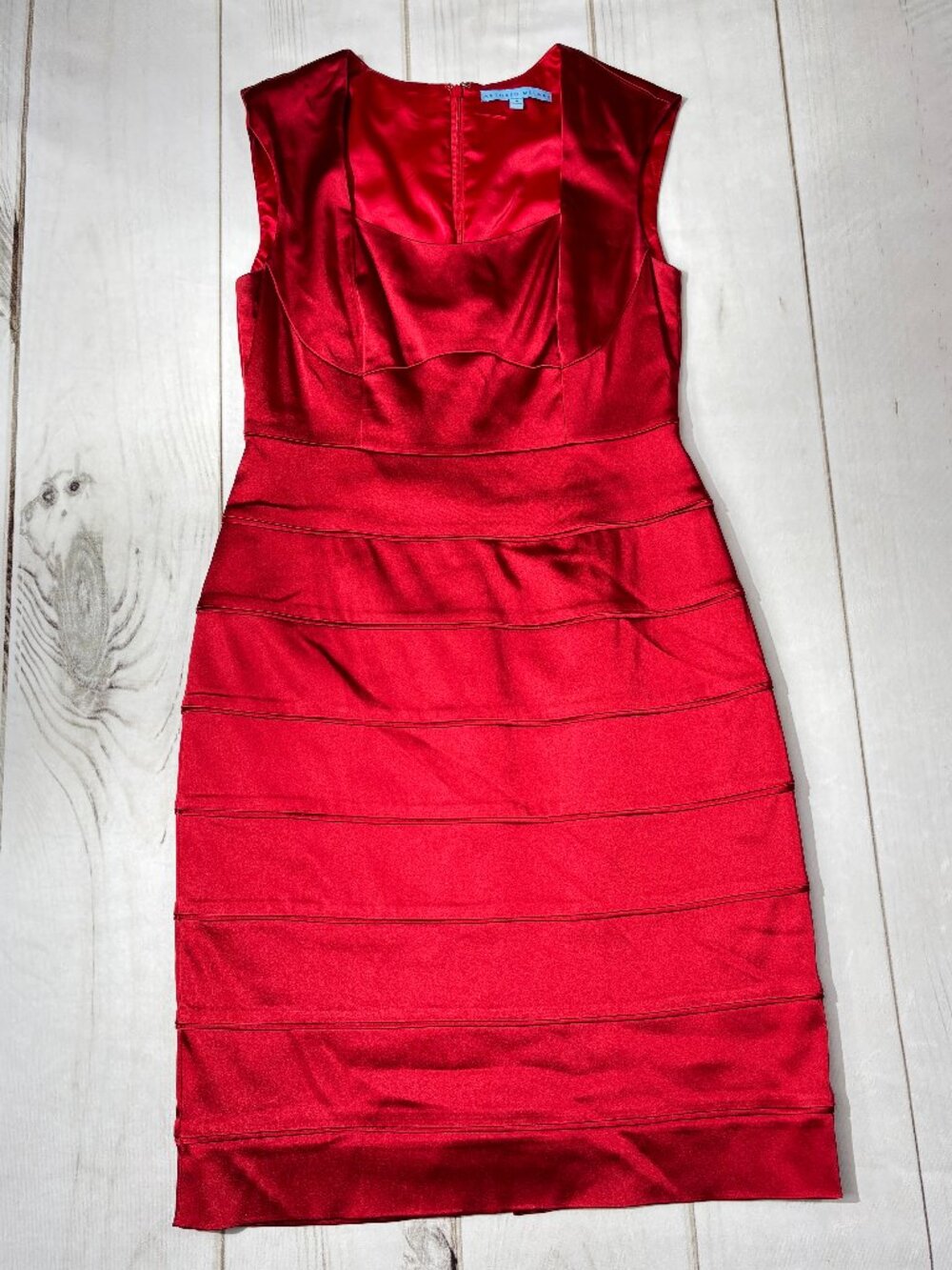 Antonio Melani Sz 6 Red Satin Sheath Dress Cocktail Party Sleeveless Sweetheart